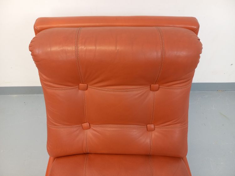 Fauteuil chauffeuse style Roche Bobois vintage en chrome et cuir tuile des années 70