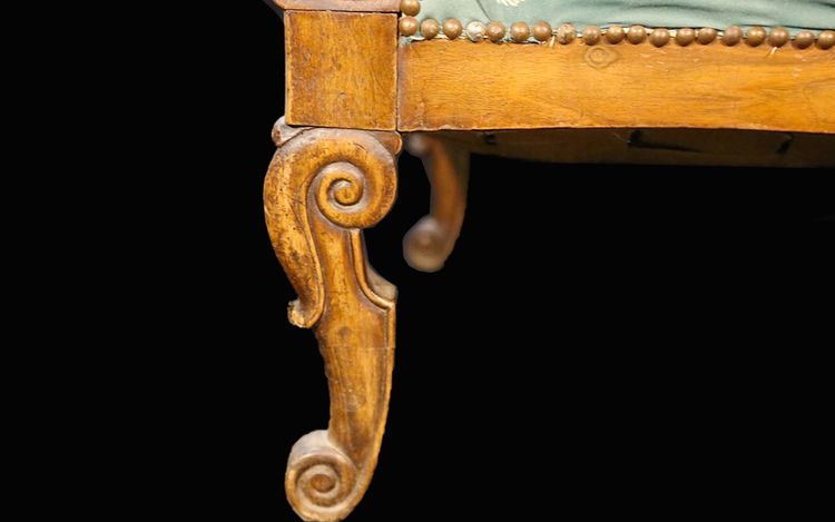 Voltaire armchair in walnut 