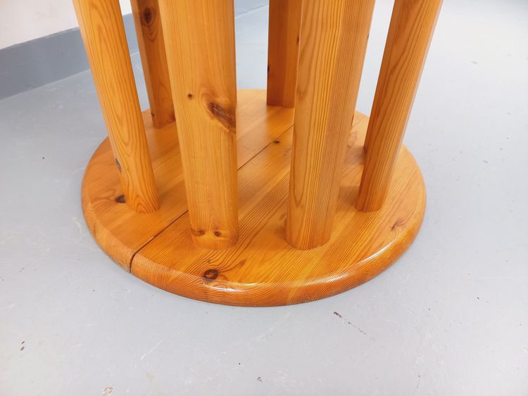 Table à manger ronde scandinave vintage style Rainer Daumiller en pin des années 60 70 avec rallonge