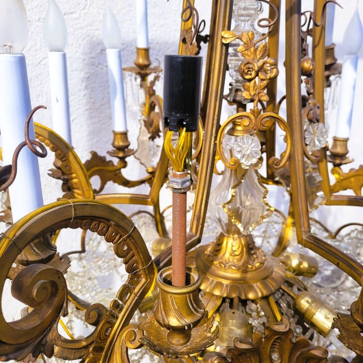 Grand lustre H130cm, bronze et cristal, début XXème siècle
