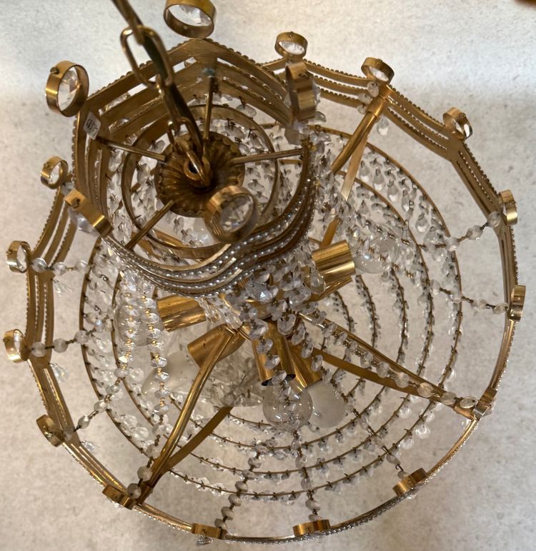 Modern basket chandelier