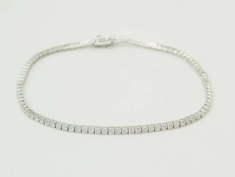 River bracelet in white gold and diamonds 1.84ct