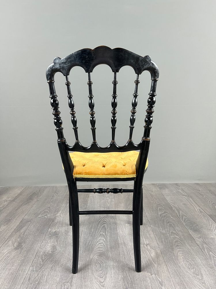 Suite de quatre chaises Napoléon III en bois noirci, XIXe Siècle