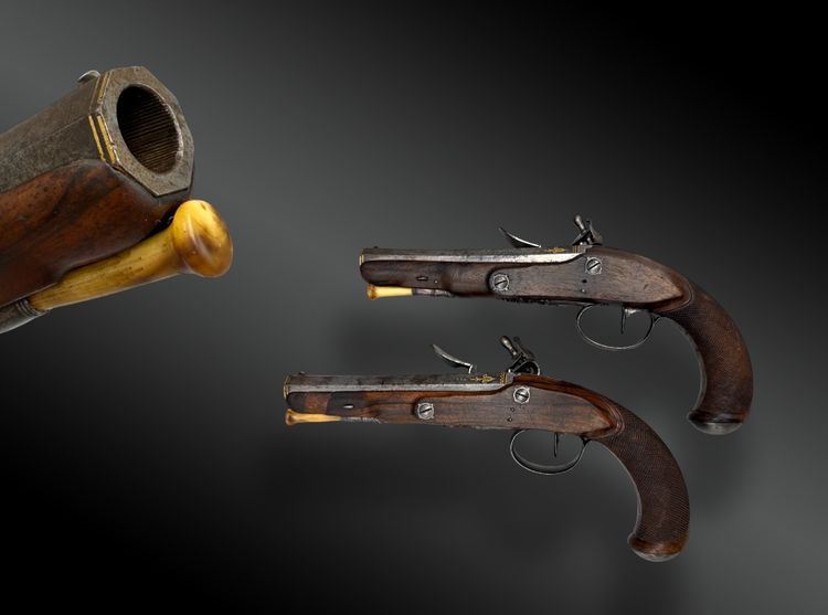 PAIRE DE PISTOLETS À SILEX SIGNÉE PENIET, PARIS FRANCE – VERS 1805 