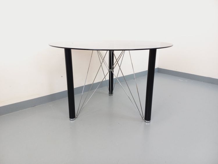 Table à manger ronde vintage en verre fumé, métal noir et métal chromé des années 80