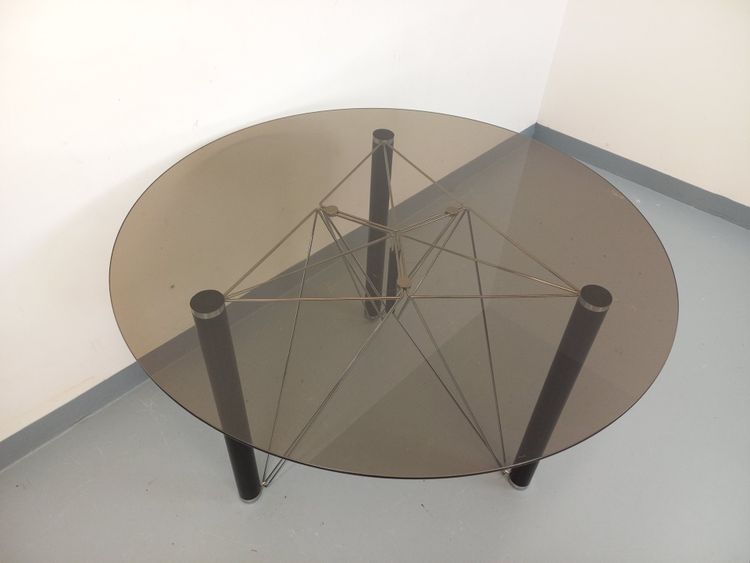 Table à manger ronde vintage en verre fumé, métal noir et métal chromé des années 80