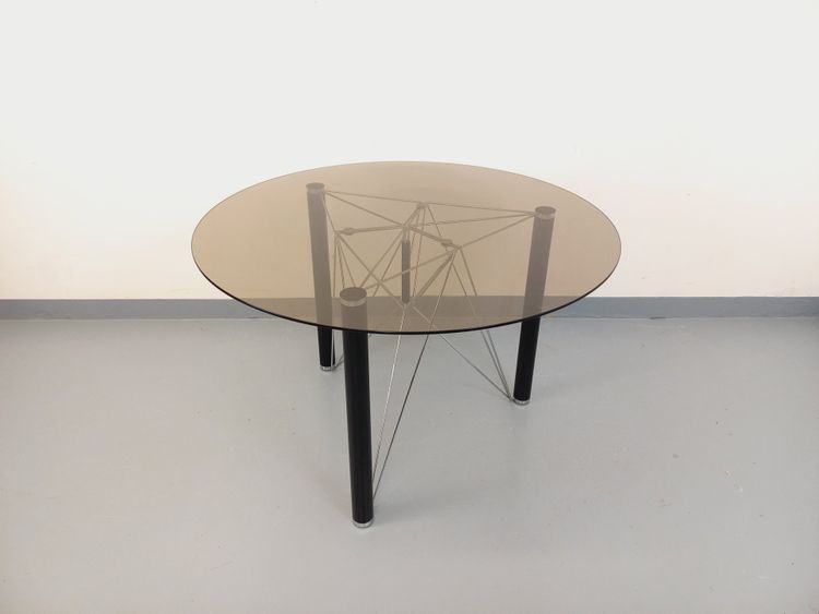 Table à manger ronde vintage en verre fumé, métal noir et métal chromé des années 80