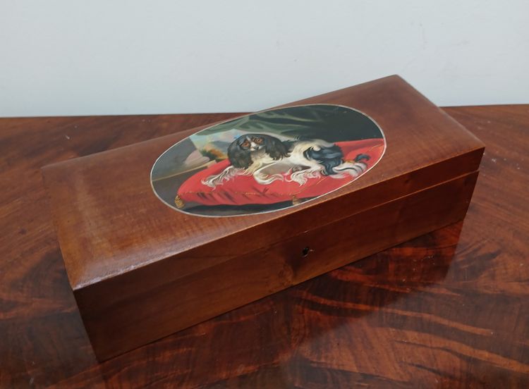 Attractive Spa wood box.