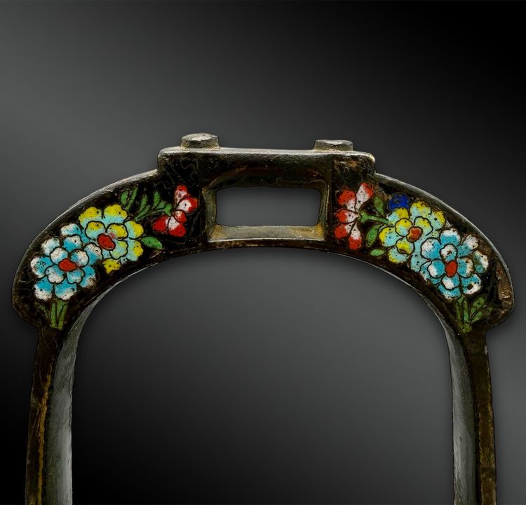 Bronze stirrup with cloisonné enamel - China - Early 19th century