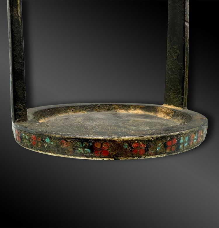 Bronze stirrup with cloisonné enamel - China - Early 19th century