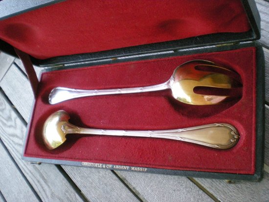 Magnificent salad plate in silver and vermeil model Rubans silversmith Christofle