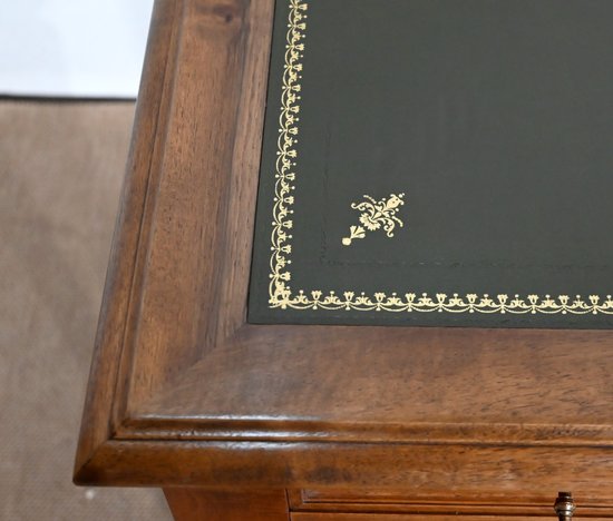 Bureau en Noyer massif, style Louis XVI – 1920
