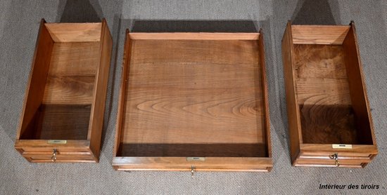 Bureau en Noyer massif, style Louis XVI – 1920