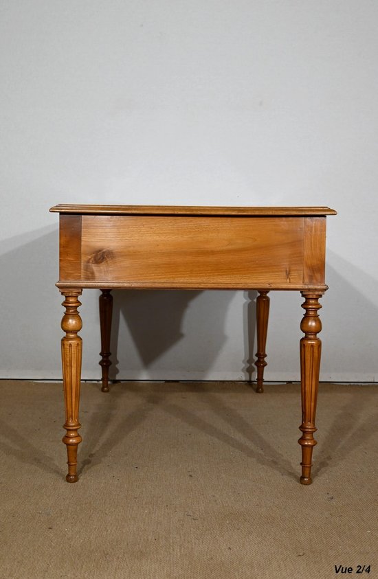 Bureau en Noyer massif, style Louis XVI – 1920