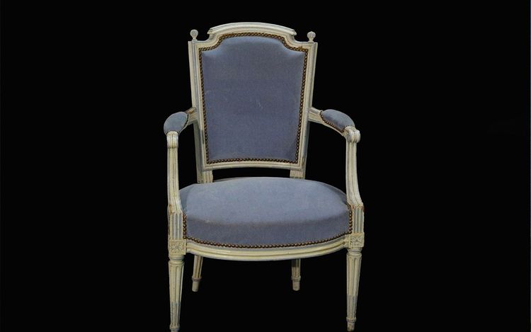 Poltrona Directoire, patina bianca XVIIIᵉ secolo