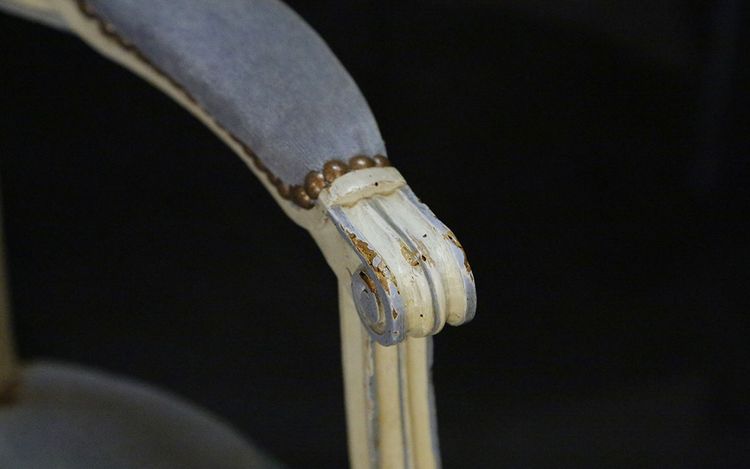 Poltrona Directoire, patina bianca XVIIIᵉ secolo