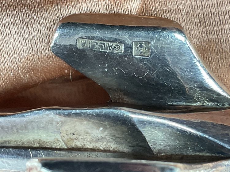 Gallea Sandoz animal knife holder