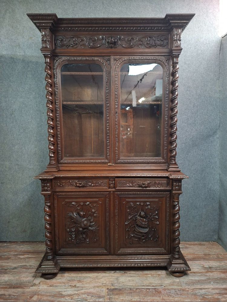 Henri II-style hunting lodge sideboard in carved oak, late 19th century