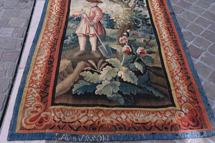 Arazzo su porta con giardiniere  Aubusson  del XVIII secolo