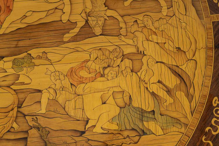 Table circulaire en marqueterie au Mythe de Phéton, Italie fin XVIIIe siècle