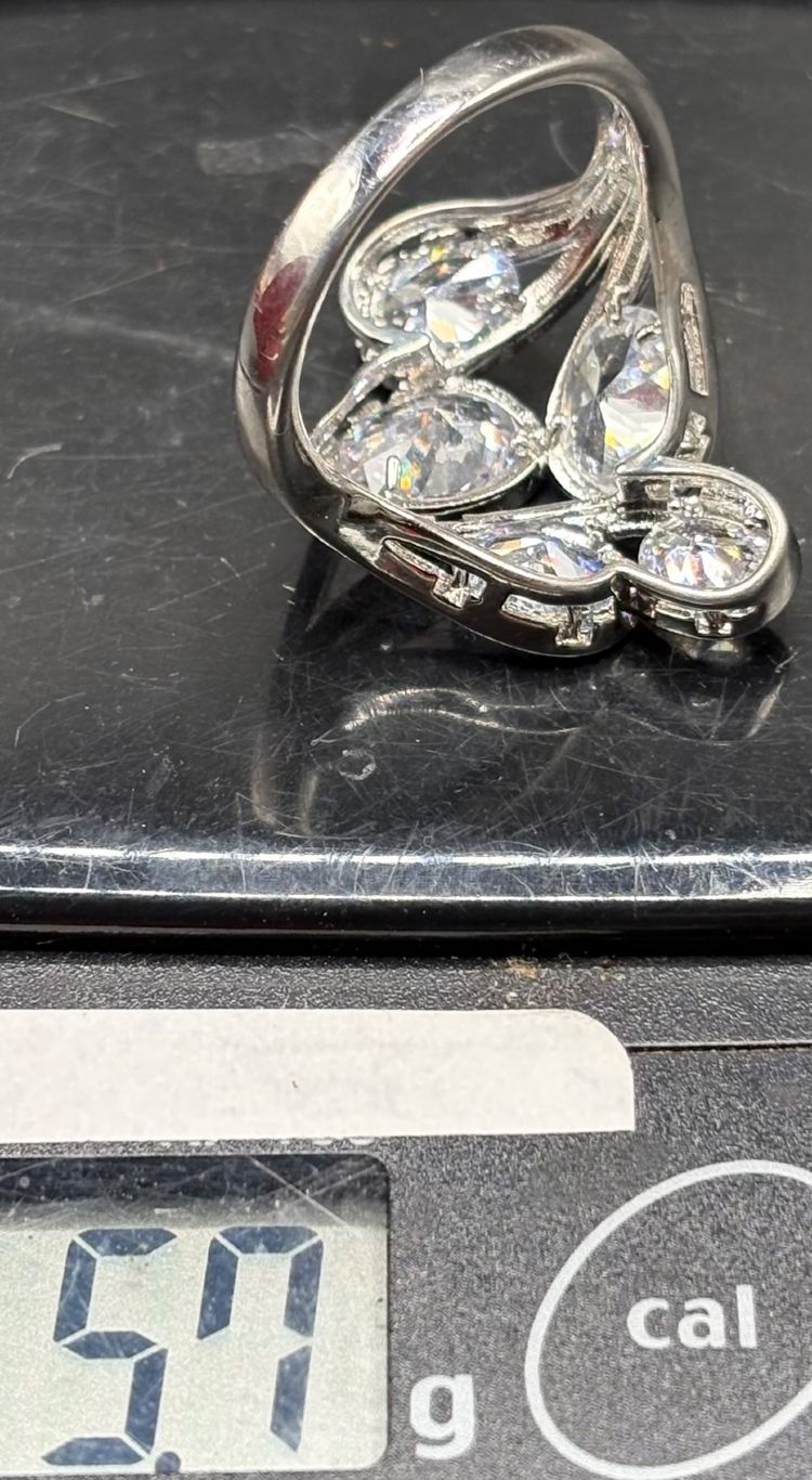 ANELLO IN METALLO E QUARZO 