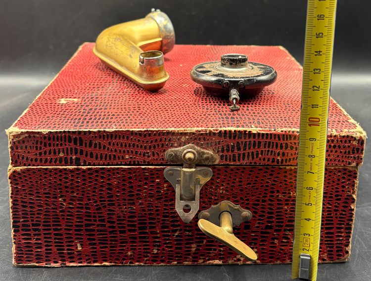 ORPHÉE SMALL RECORD PLAYER