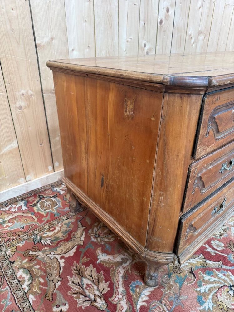 Hosenkommode aus der Zeit Louis XV – Massive Kirsche