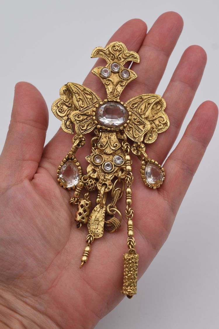 Grande broche vintage Christian Lacroix 