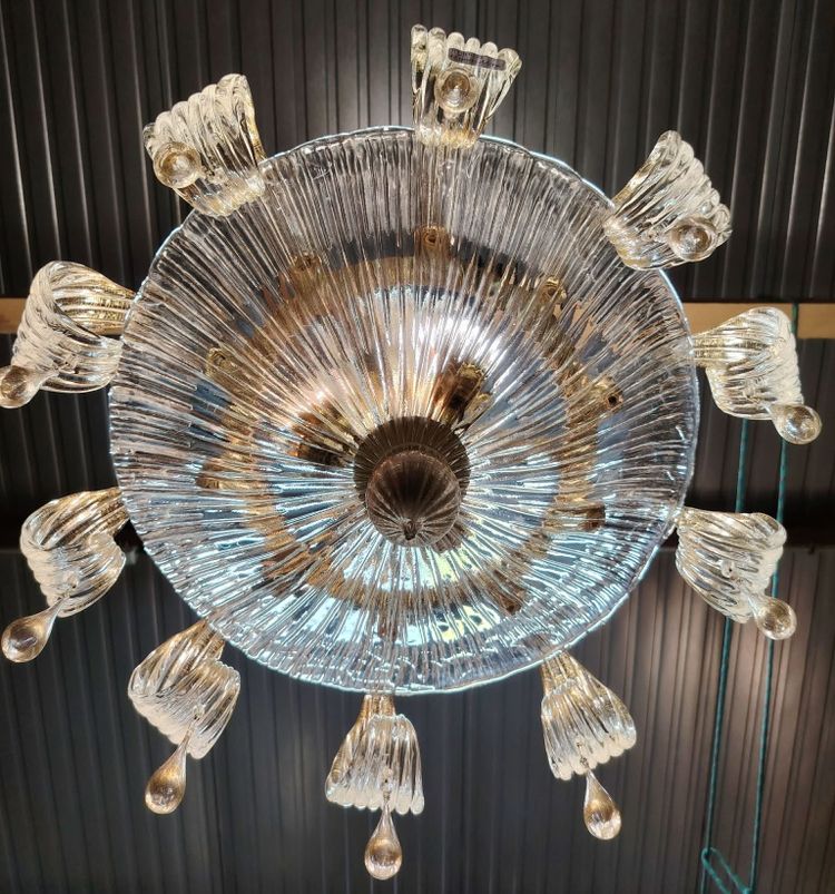 Striking Murano chandelier made of clear blown glass – Barovier & Toso style