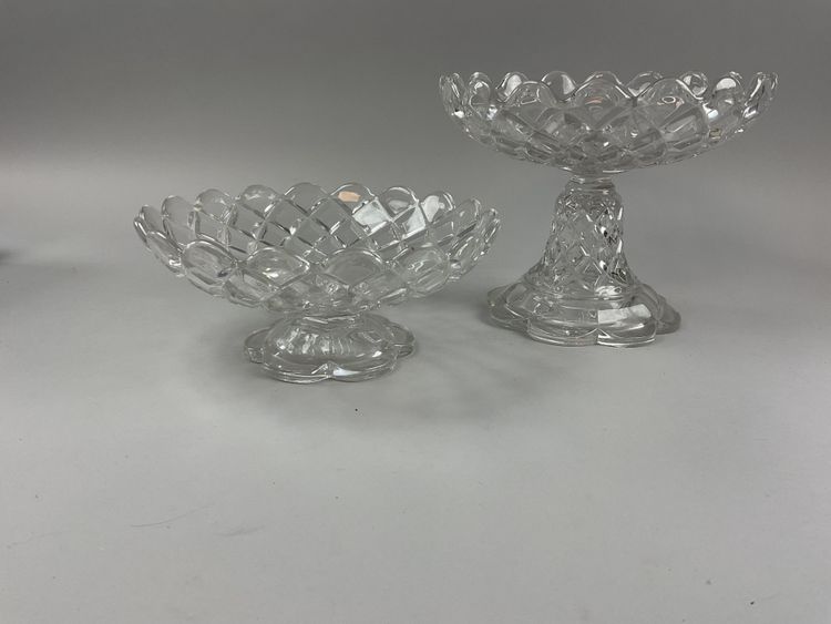 Baccarat-Coupé mit Stiel, Modell mit Diamantspitze