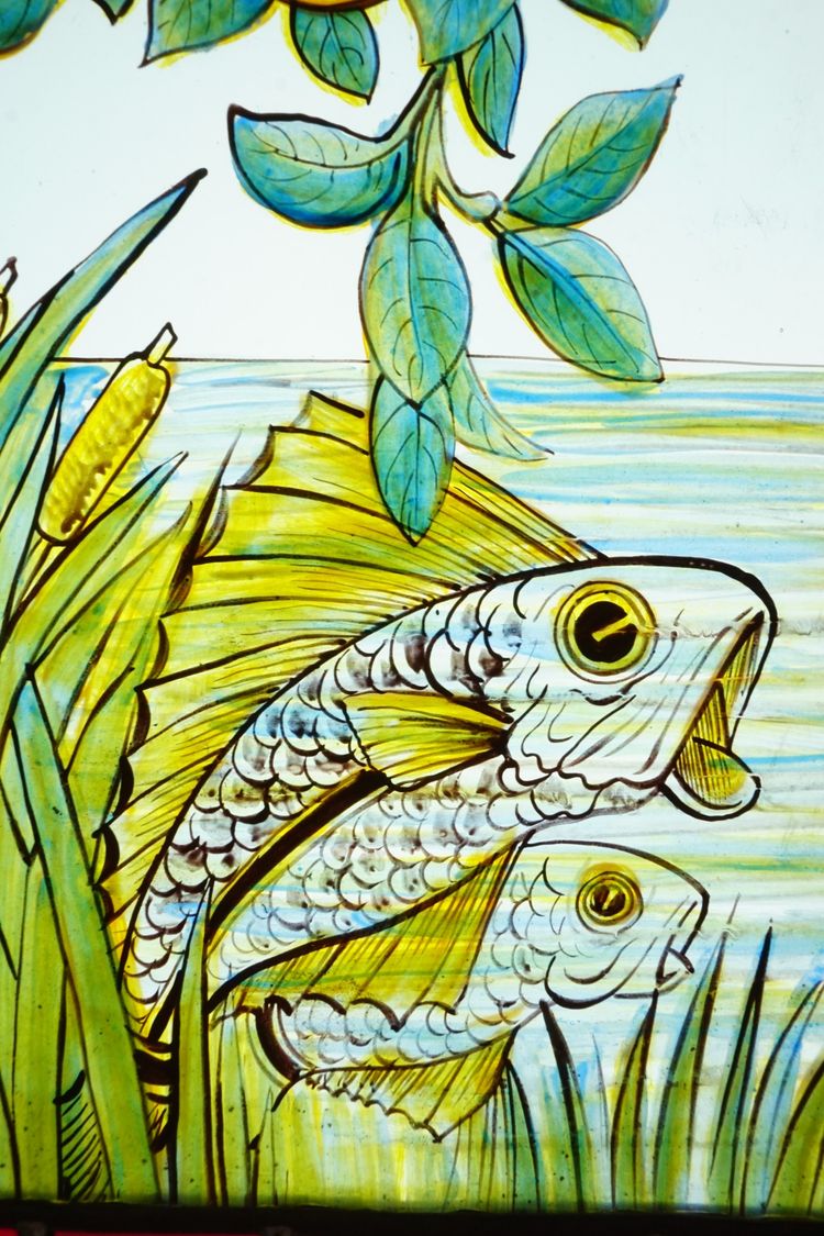 Stained glass windows - Stained glass window with carp and apple tree