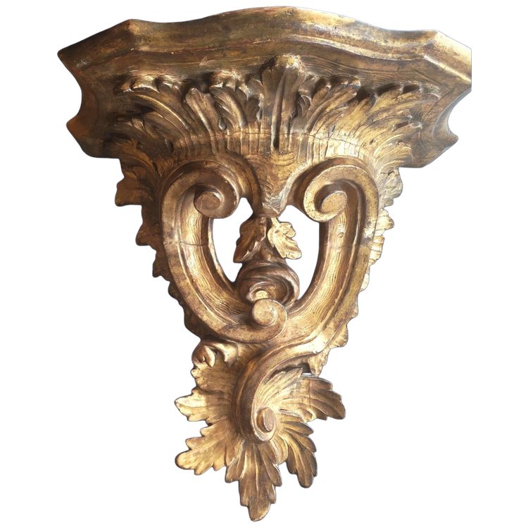 Importante console d applique XVIIIeme dorure a la feuille d or