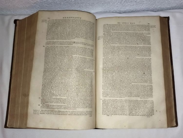 RECUEILS ÉDITS ET ORDONNACES ROYAUX  Monarchie Française Législation P. Néron & E. Girard  1720