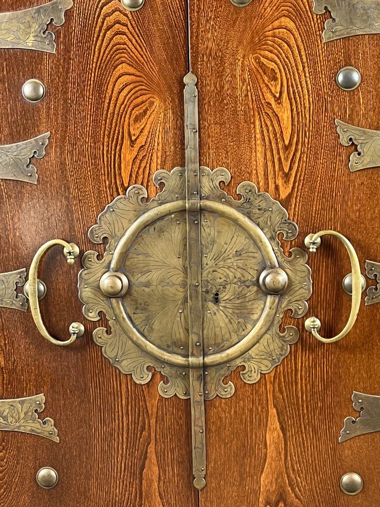 Cabinet Japonais Tansu en Bois et Ferrures en Laiton, Fin XIXe Siècle