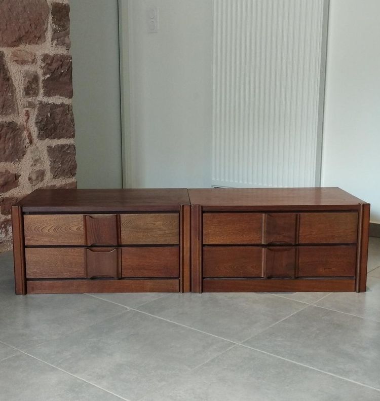 Ensemble de deux chevets, paire de tables de nuit,meuble modulable en table basse, enfilade, commode