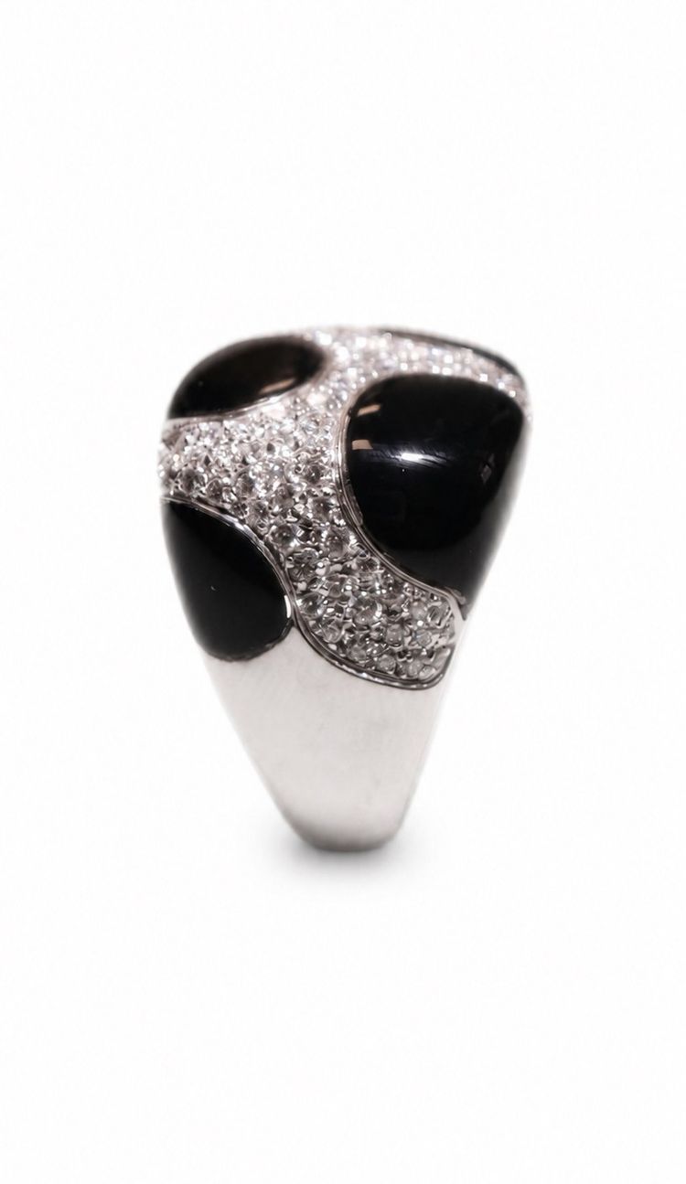 Cocktailring aus 18-karätigem Gold mit Emaille und Diamanten