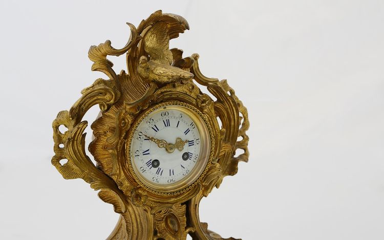 Kaminornament, Uhr, vergoldete Bronze, 19. Jahrhundert