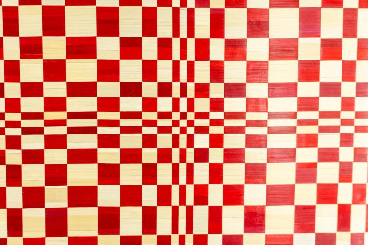Coppia di pannelli intarsiati in paglia rossa e oro. Stile contemporaneo. LS6823814/2