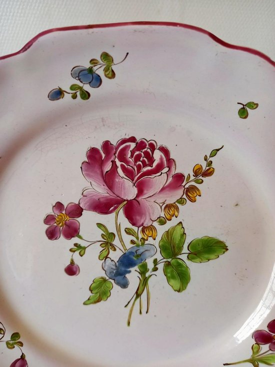 Earthenware plate : Niderviller.