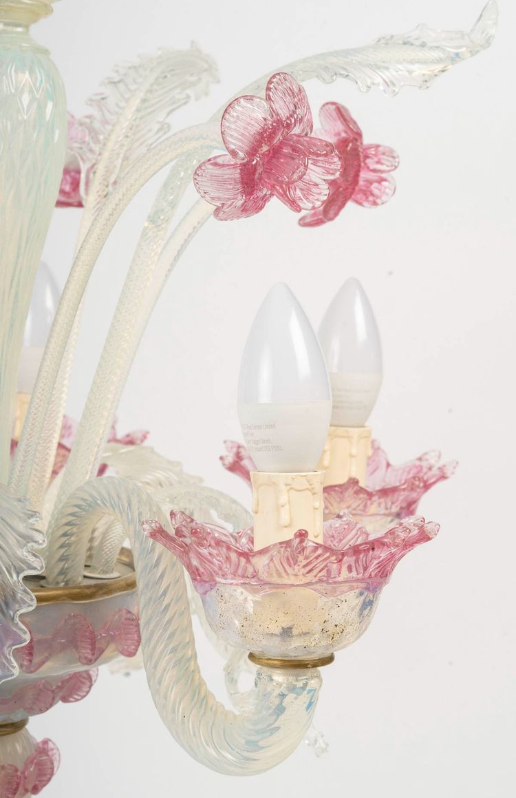 Candélabre vénitien en verre de Murano blanc et rose à 5 lumières