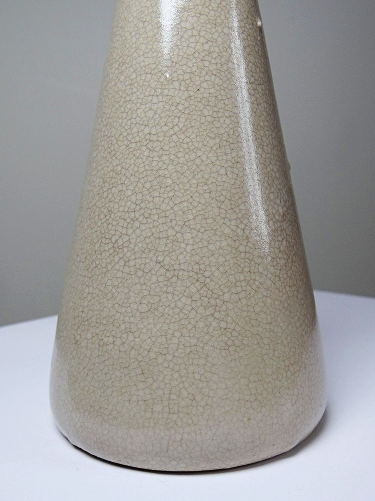 Vase conique Art Déco en faïence craquelée beige, vers 1930-1950