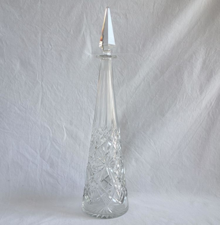 Lagny pattern cut crystal Rhine wine decanter by Baccarat - 42cm