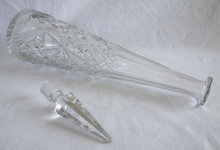 Lagny pattern cut crystal Rhine wine decanter by Baccarat - 42cm