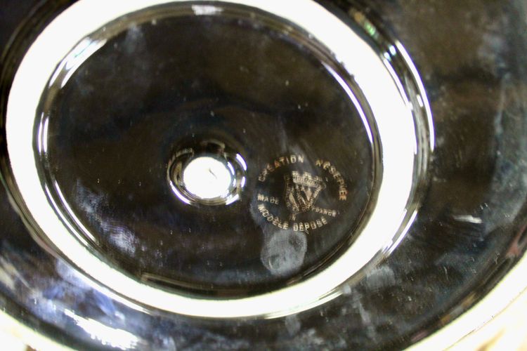 BESSERAT DE BELLEFON CHAMPAGNE BASIN IN VILLENAUXE CERAMIC