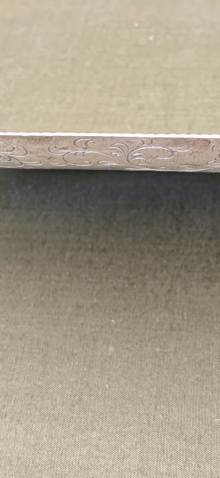 Sumotori, piatto d'argento, Ponte Kintai, Iwakuni.