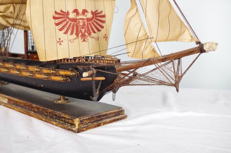 Maquette de frégate espagnole du XVIIIe siècle – vers 1970