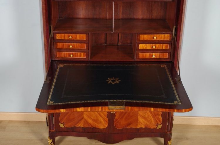 Schreibtisch im Transition-Stil aus Rosenholz und Amaranth, um 1760