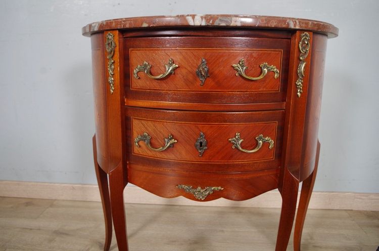 Commode demi-lune Transition en acajou, dans le goût de Mailfert