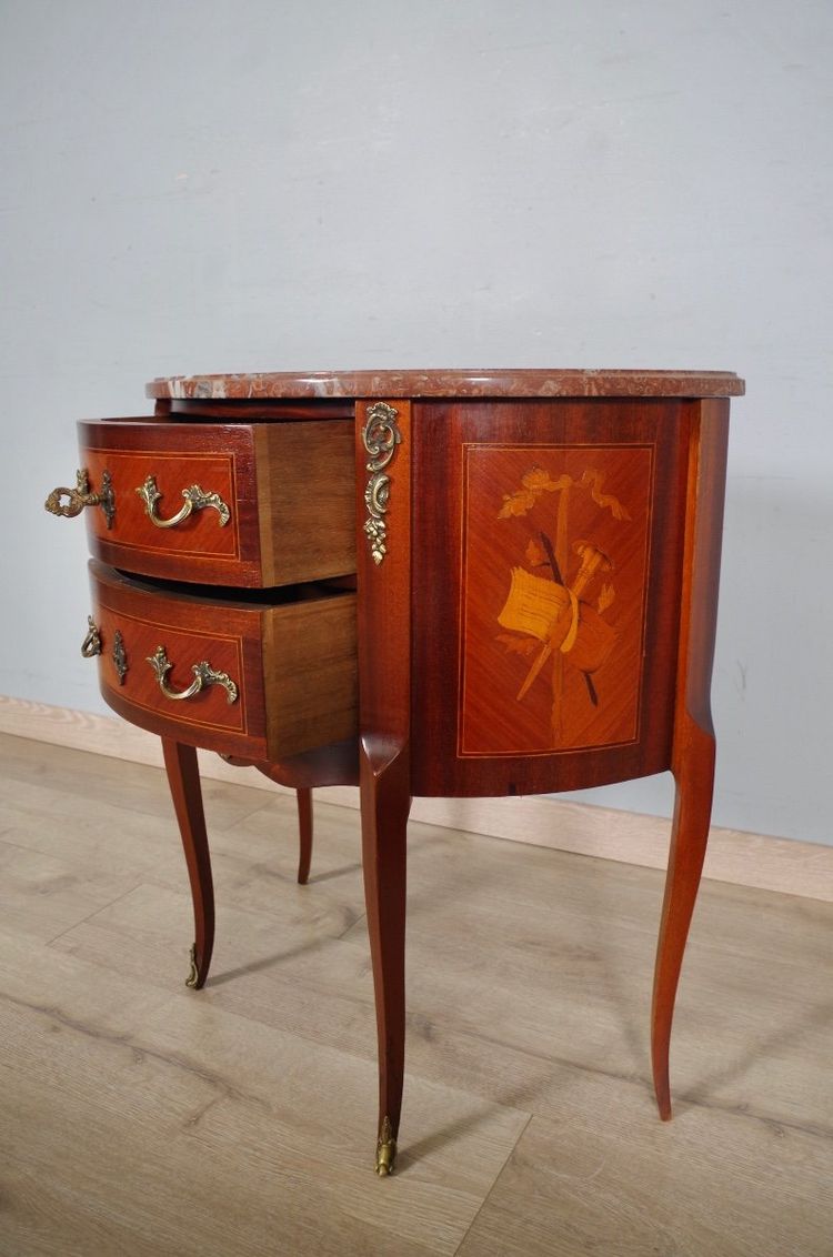 Commode demi-lune Transition en acajou, dans le goût de Mailfert