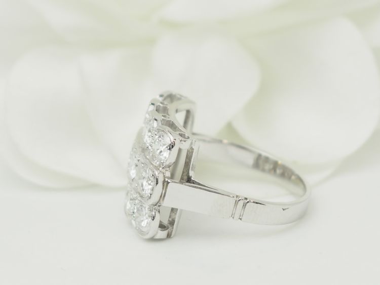 Anello Art Déco in platino con diamanti da 2 carati